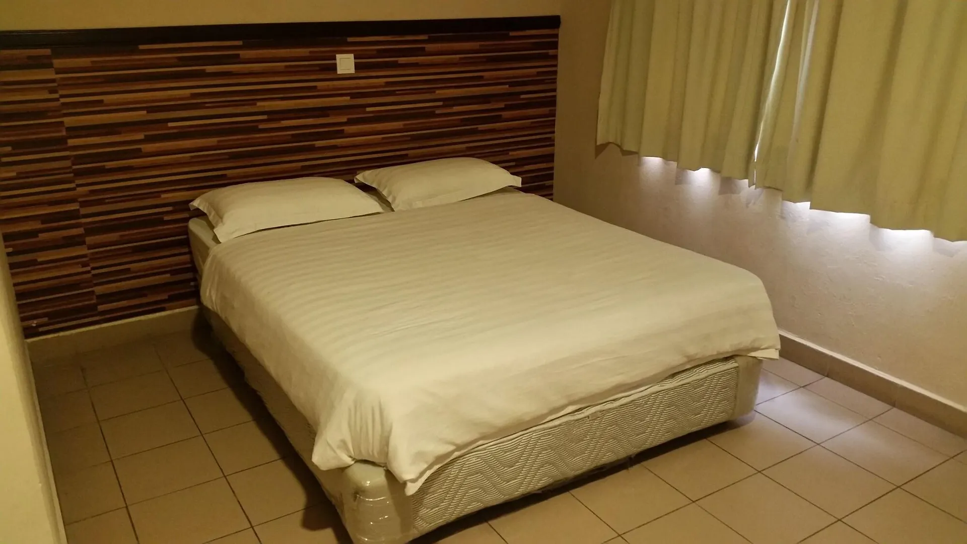 Hotel Sri Iskandar Kota Kinabalu
